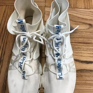 Mens running shoes, size 13, great condition, smoke free home,